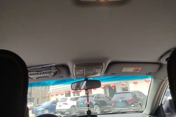 Used Haval H5 Classic 2015 2.0L Manual Two-Wheel Drive Entry-Level Trim Headliner