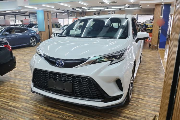 Used Toyota Granvia 2023 2.5L Hybrid Prestige VIP Edition