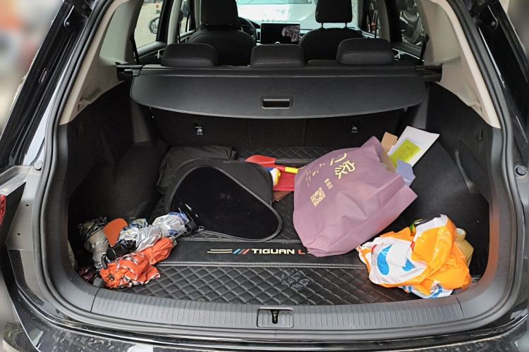 Used Volkswagen Tiguan L 2022 330TSI Automatic Two-Wheel Drive R-Line Enhanced Edition
