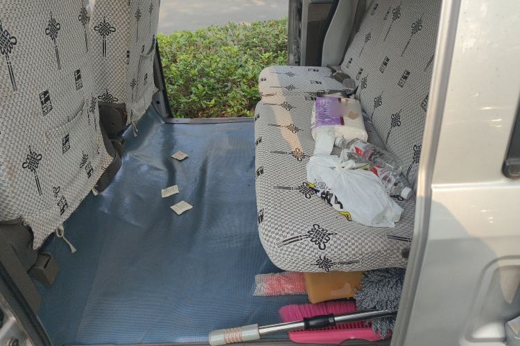 Used Wuling Rongguang 2011 1.2L Standard Version
