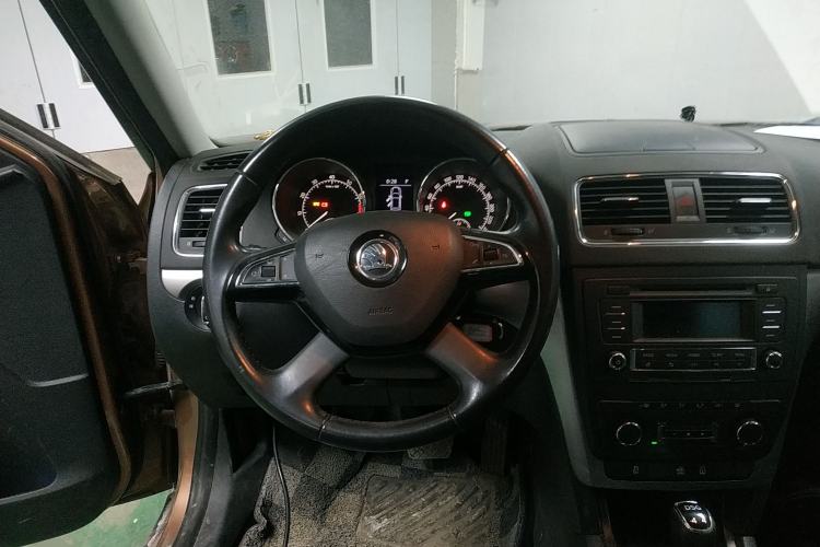 Used Skoda Yeti 2014 1.8TSI DSG Polar Edition