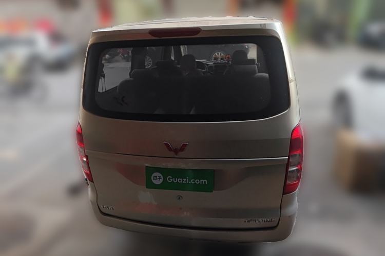 Used Wuling Hongguang V 2021 1.5L Enjoyment Edition LAR
