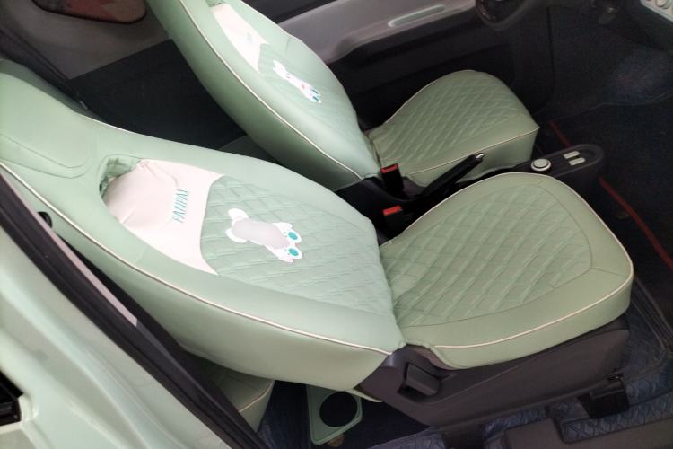 Used Wuling Hongguang MINIEV 2021 Macaron Premium Model – Lithium Iron Phosphate Right Front Seat