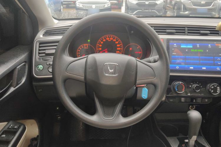 Used Honda Greiz 2016 1.5L CVT Classic Edition
