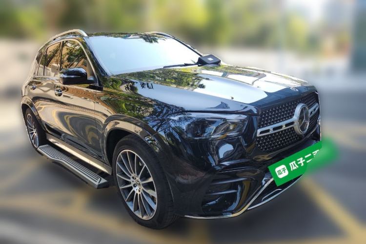 Used Mercedes-Benz GLE 2024 GLE 450 4MATIC Luxury Model Front Right 45 Deg