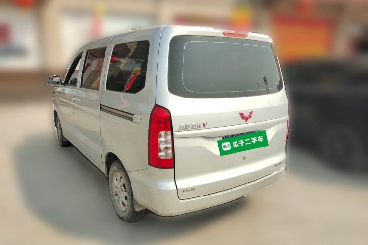Used Wuling Hongguang V 2021 1.5L Enjoyment Edition LAR