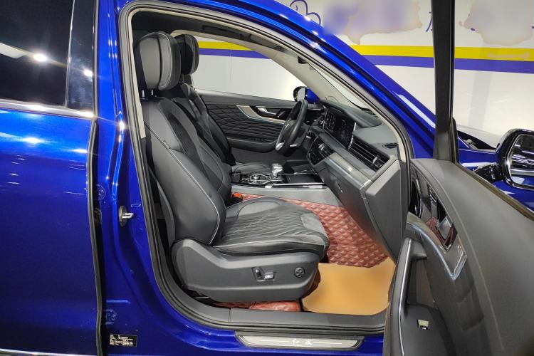 Used Hongqi HS5 2022 Facelifted Version 2.0T Smart Connect Flagship All-Wheel-Drive Edition
