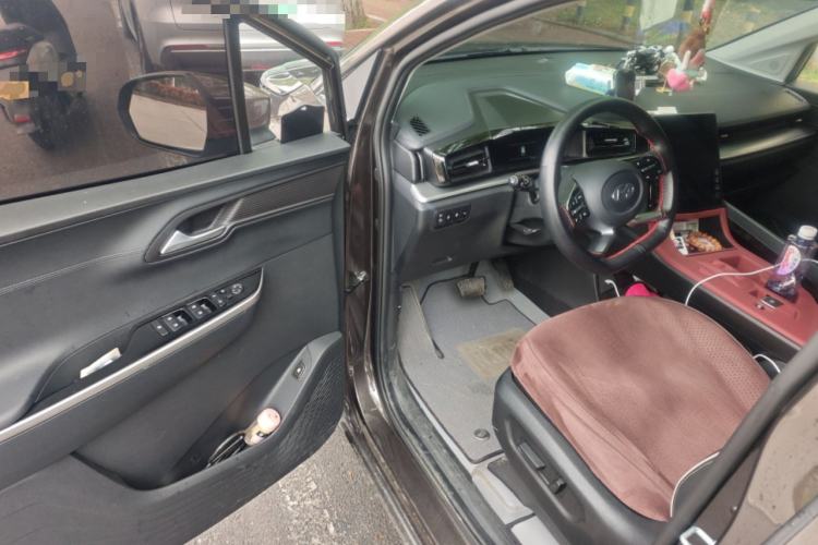 Used Hyundai Custo 2024 270TGDi LUX Prestige Edition Driver Seat