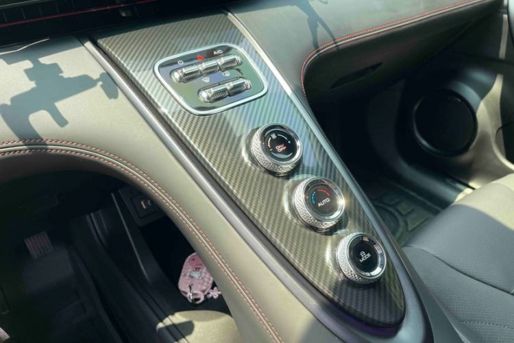 Used ORA Lightning Cat 2024 Dark Night Edition 555km Prestige Version Interior 5