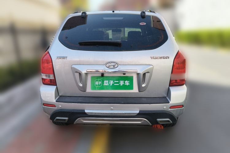 Used Hyundai Tucson 2009 2.0L Manual Two-Wheel Drive Fashion Edition
