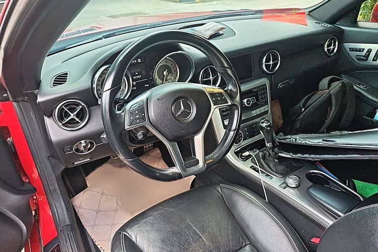 Used Mercedes-Benz SLK-Class 2011 SLK 200 Fashion Model
