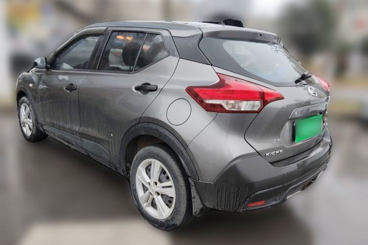 Used Nissan Kicks 2017 1.5L Manual Cool Dynamic Edition
