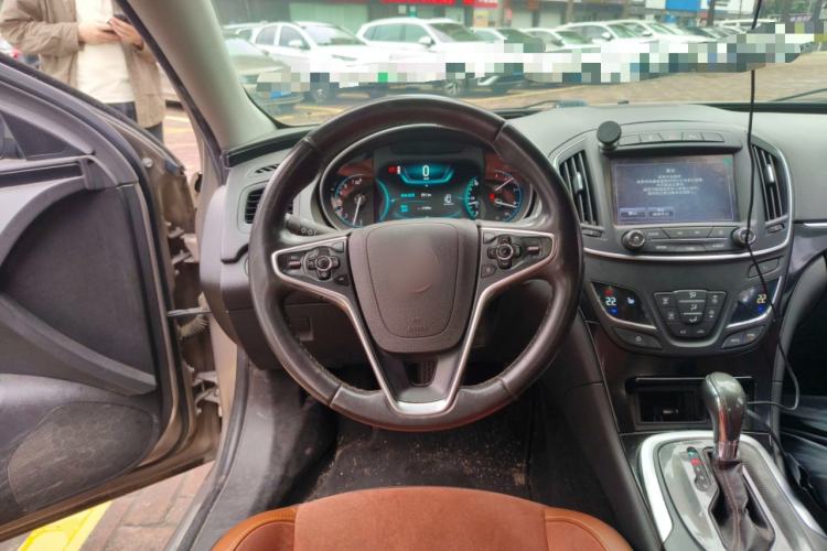 Used Buick Regal 2015 1.6T Fashion Tech Model
