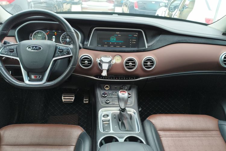 Used JAC Refine S7 2017 2.0T Automatic Luxury Model