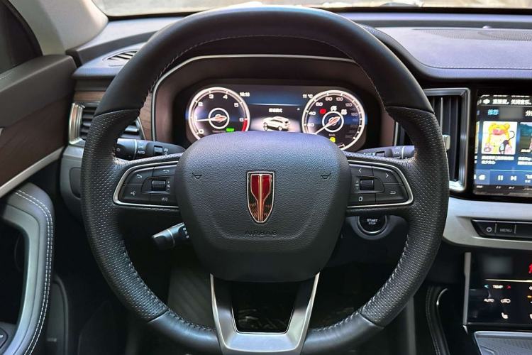 Used Hongqi HS7 2022 2.0T DCT Two-Wheel Drive Smart Connect Flagship Edition Five Seats Interior 2