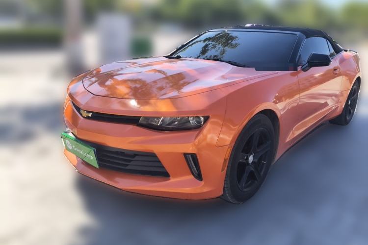 Used Chevrolet Camaro Chevrolet Camaro, 2.0L, automatic, four seats, soft top convertible, parallel import