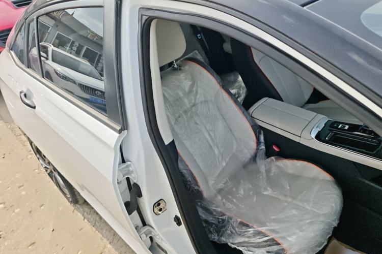 Used Dongfeng Aeolus Yixuan MAX 2021 1.5T Super Cool Trendy Dad Edition Right Front Seat