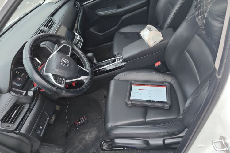 Used Honda Crider 2022 180Turbo CVT Luxury Edition Left Front Seat