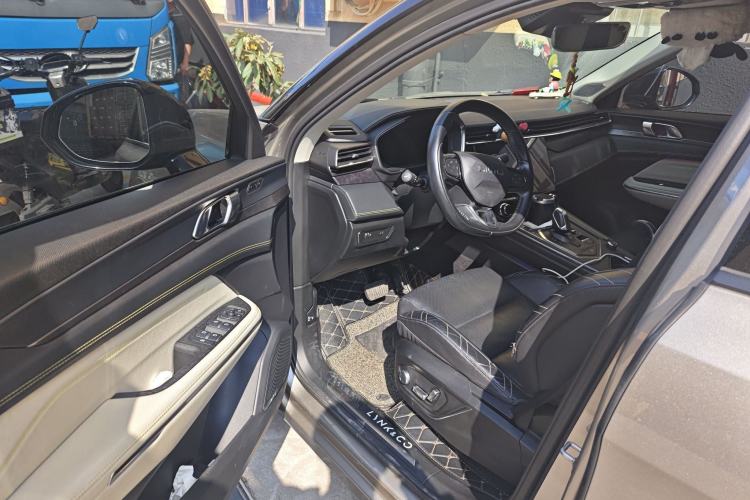 Used Lynk & Co 05 2020 2.0TD Two-Wheel Drive Shine Halo