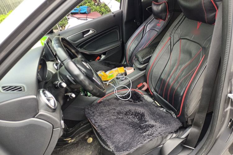 Used Mercedes-Benz GLA 2015 GLA 200 Sport Edition Left Front Seat