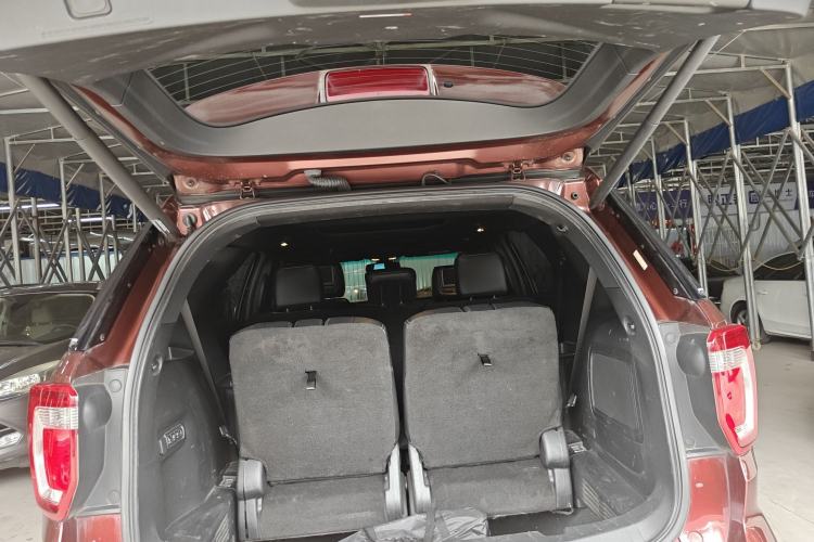 Used Ford Explorer 2016 2.3T Elite Edition Trunk