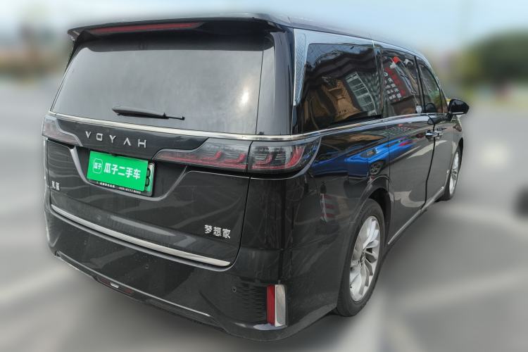 Used VOYAH Dream 2024 PHEV Extended-Range Premium Edition Rear Right 45 Deg