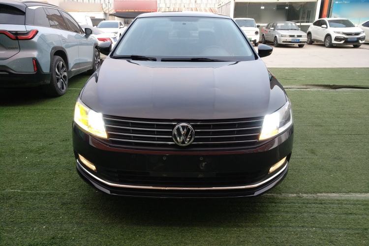 Used Volkswagen Lavida 2017 1.6L Automatic Comfort Edition
