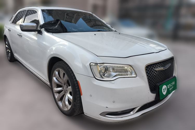 Used Chrysler 300C 2016 3.0L Supreme Edition
