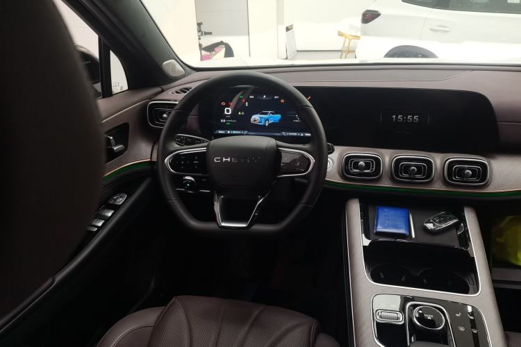 Used Chery Tiggo 9 2025 2.0T Automatic Two-Wheel Drive Luxury Edition 5 Seats