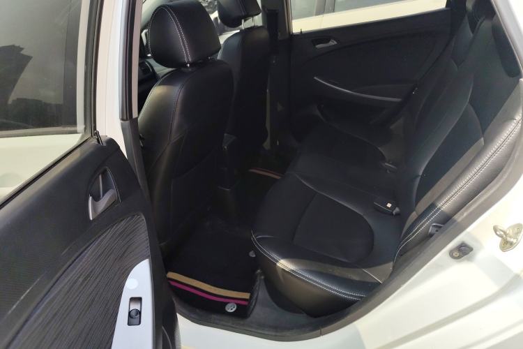 Used Hyundai Verna Ray 2014 1.4L Manual GLX