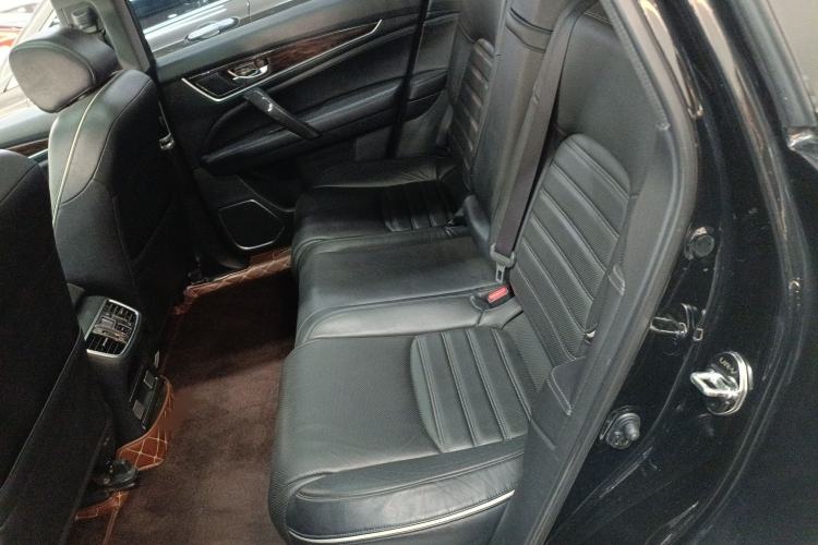 Used Honda UR-V 2017 240TURBO Two-Wheel Drive Luxury Edition China V
