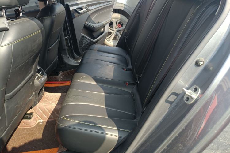 Used Roewe i5 2021 1.5L CVT Diamond Edition