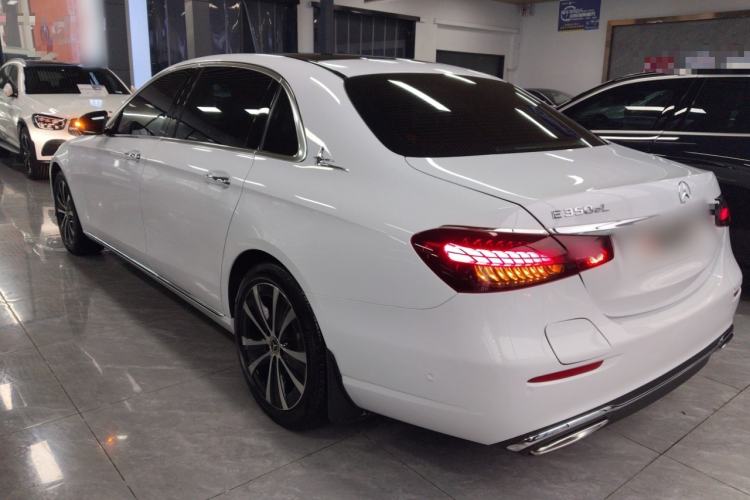 Used Mercedes-Benz E-Class New Energy 2022 Restyled E 350 e L Plug-in Hybrid Sedan Exterior 2