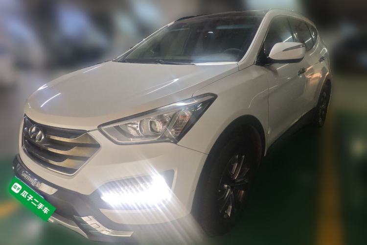 Used Hyundai Santa Fe 2013 2.4L Automatic Two-Wheel Drive Smart Version