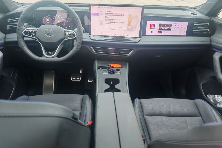 Used Volkswagen Tiguan L 2025 PRO 380TSI Two-Wheel-Drive R-Line Smart Edition