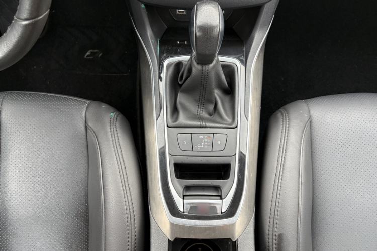 Used Peugeot 408 2015 1.2T Automatic Luxury Edition