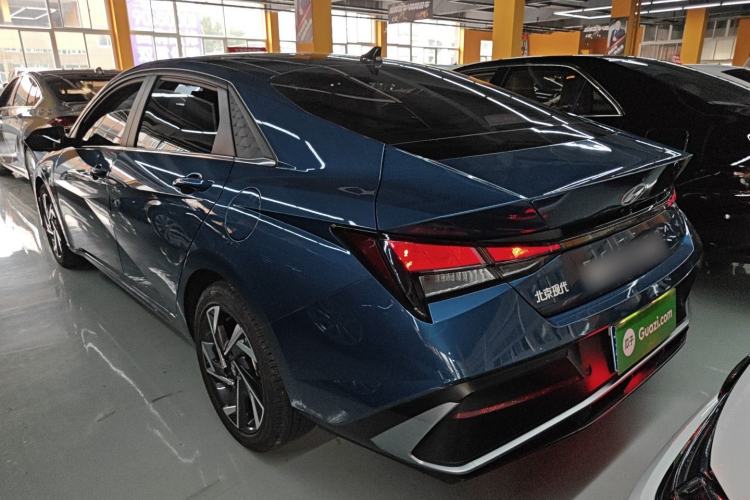 Used Hyundai Elantra 2023 1.5L CVT GLX Elite Edition Rear Left 45 Deg