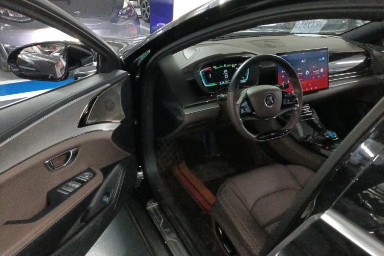 Used BYD Han 2020 EV Long-Range Luxury Model
