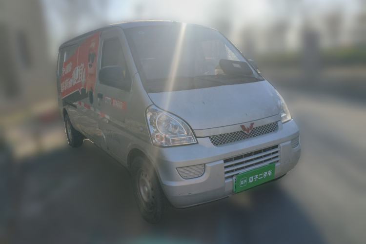 Used Wuling Rongguang  Front Right 45 Deg