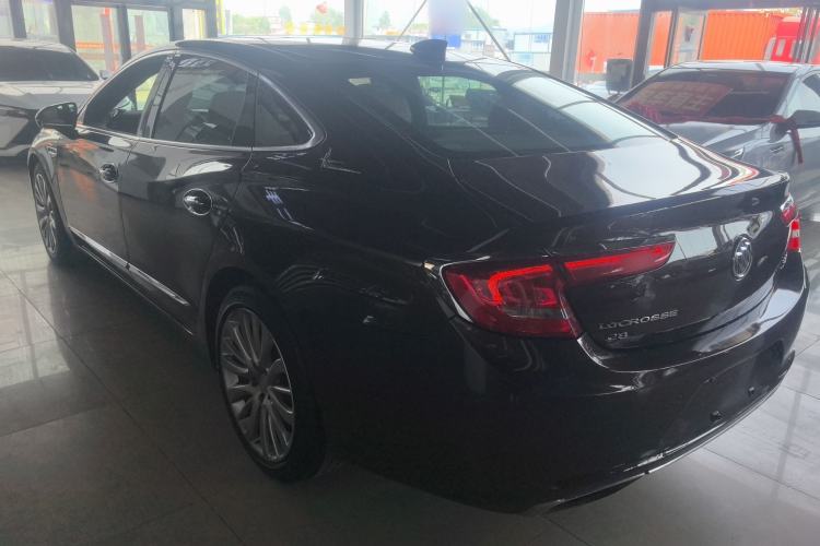 Used Buick LaCrosse 2018 28T Luxury Model