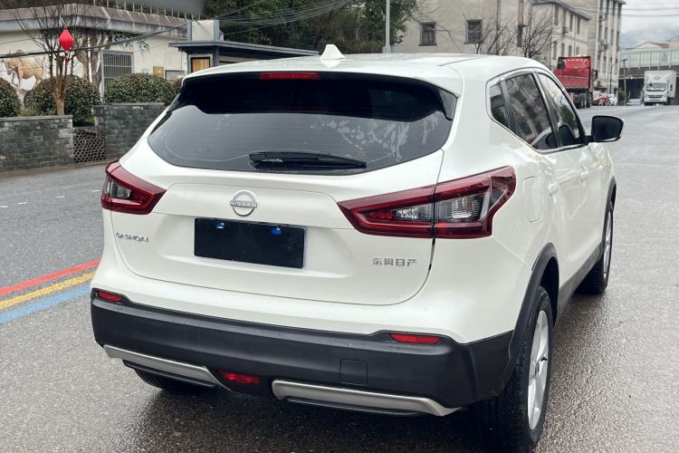 Used Nissan Qashqai 2023 Classic 2.0L CVT XV Comfort Edition Exterior 2