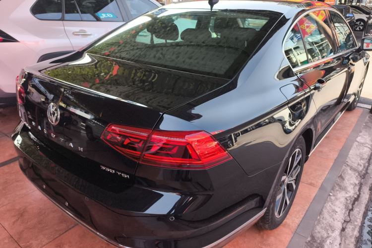 Used Volkswagen Magotan 2020 330TSI DSG Leading Model
