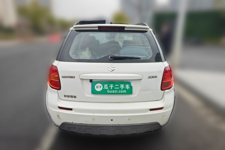 Used Suzuki SX4 2011 Revised 1.6L Automatic Dynamic Version