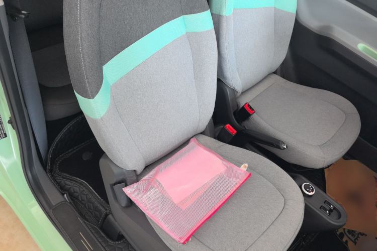 Used Wuling Hongguang MINIEV 2021 Macaron Premium Model – Lithium Iron Phosphate