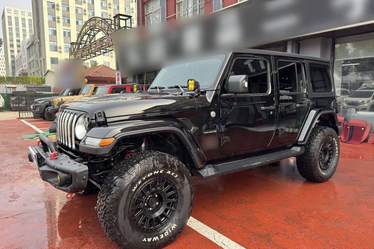 Used Jeep Wrangler 2019 2.0T Sahara Four-Door Version China VI Emission Standard