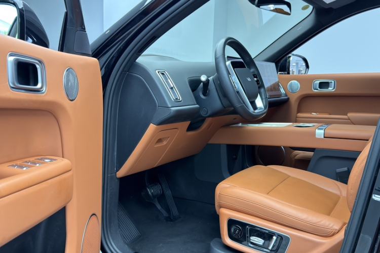 Used Li Auto L8 2023 Air model