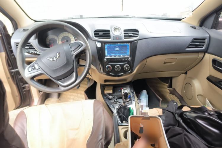 Used Wuling Hongguang 2014 1.5L S Standard Version