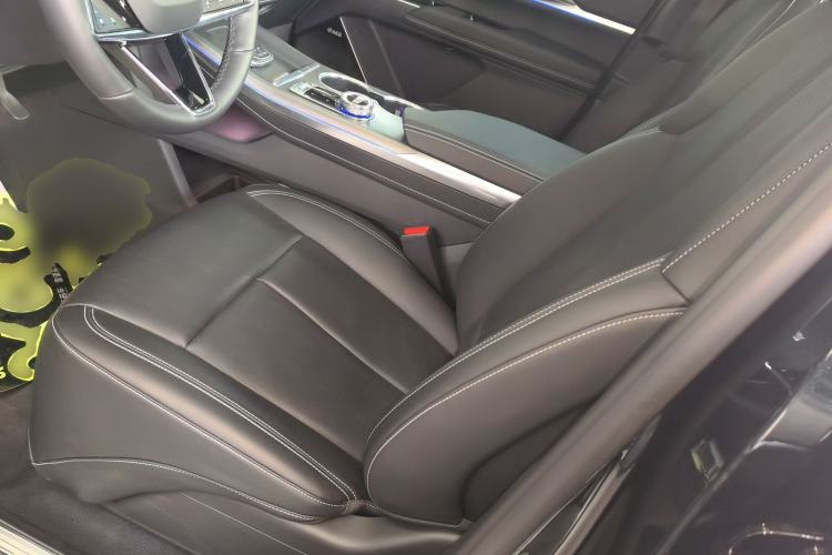 Used Cadillac XT5 2025 2.0T Luxury Version