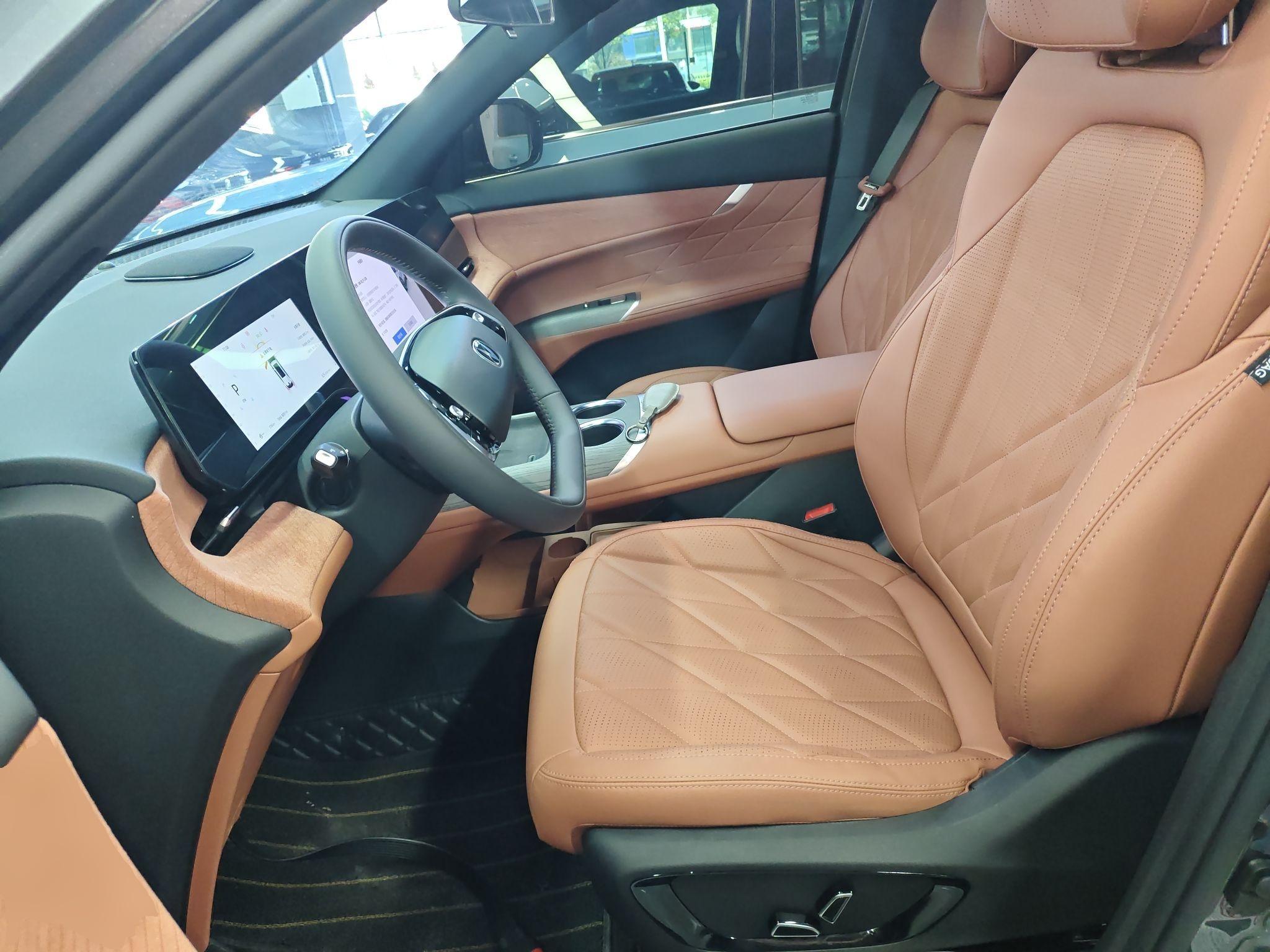 Переднее сиденье в автомобиле