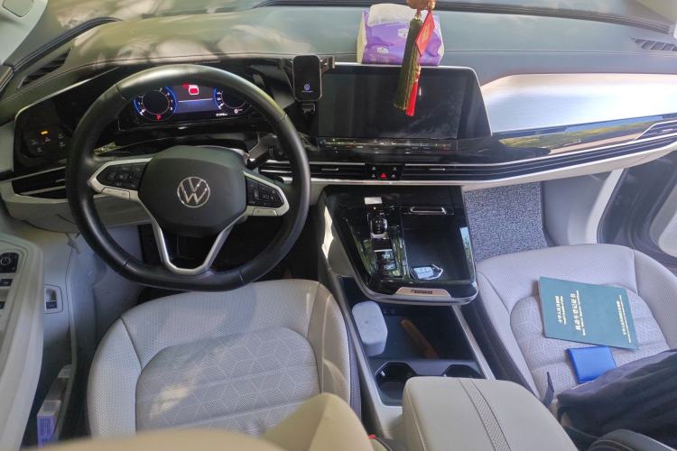 Used Volkswagen Talagon 2022 380TSI Four-Wheel Drive Luxury "Jiajing" Edition Pro 6 Seats Center Console